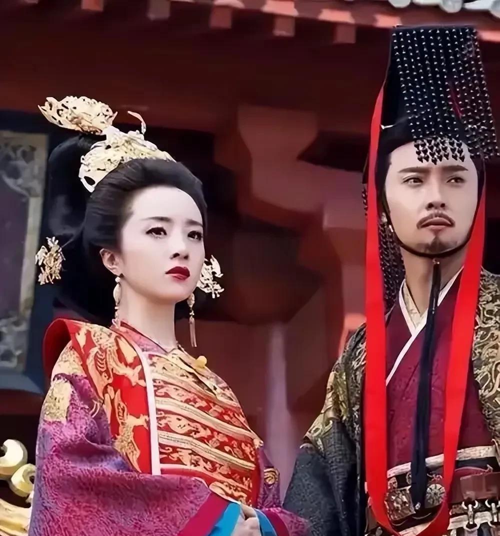 她是亡国公主，被隋文帝父子二人轮流霸占，年仅29岁便黯然去世。
隋宫的朱漆门槛太