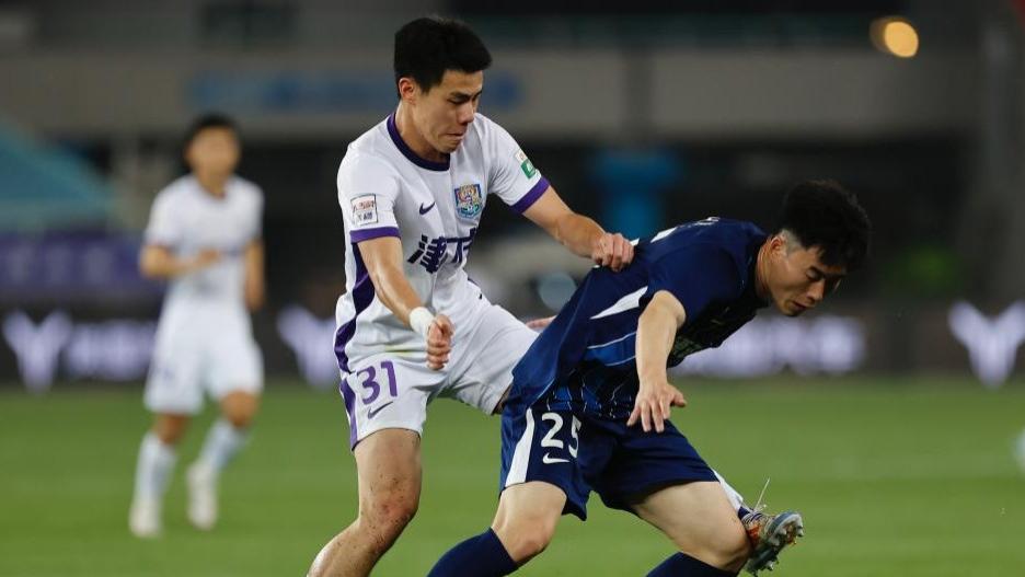 中超第 9 轮：武汉三镇 2-1 逆转天津津门虎，上演绝地反击