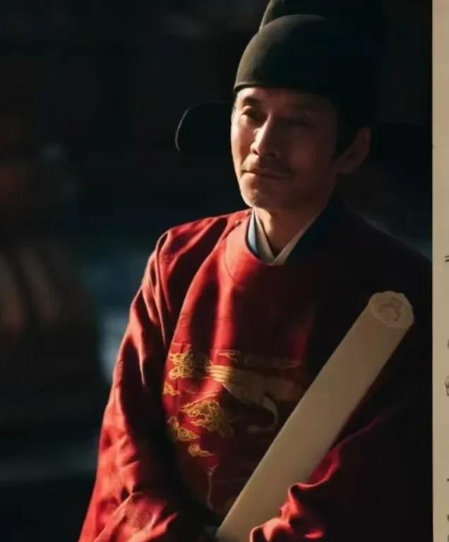 《臧海传》里的官服
《臧海传》里的官服变化可以写一篇文章。
简述一下，文官图案是
