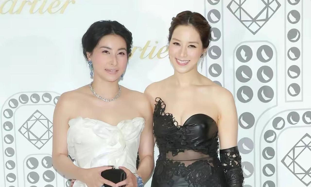 豪门阔太徐子淇继承巨额遗产





豪门阔太，真的赢麻了吗？徐子淇分得李兆基几