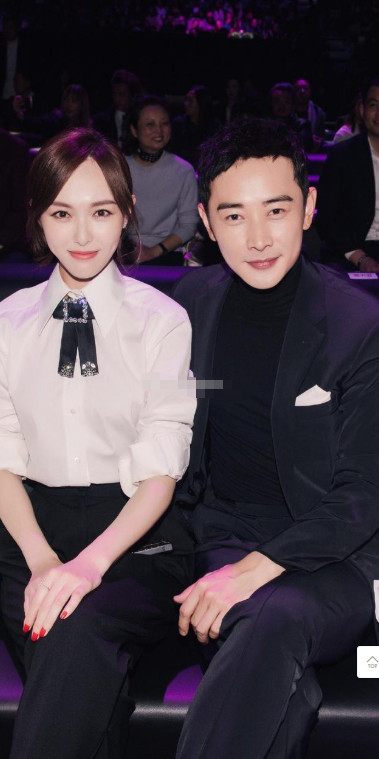 唐嫣跟罗晋婚后长期分居二地，他们的婚姻就是一个形式而已，合作过五六次影视，从克拉