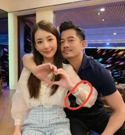 54岁的姑父说：终于搞懂了方媛为什么会嫁给大她22岁的郭富城了
除了他是天王之外