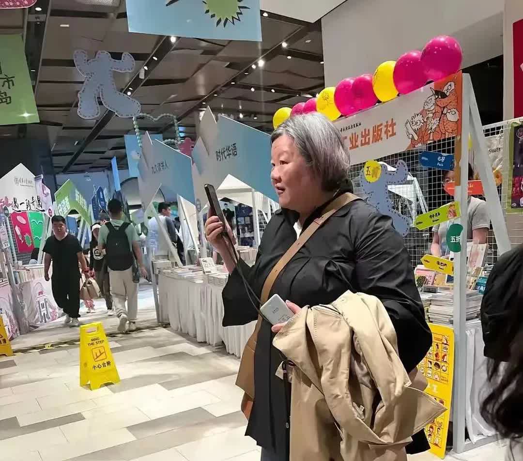 终于知道陈凯歌为啥和她离婚了