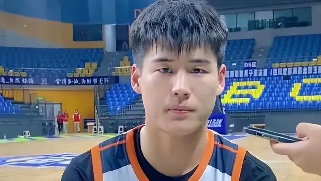 广东U19逆转福建，陈家政王洪泽炸裂，杨溢带动全队