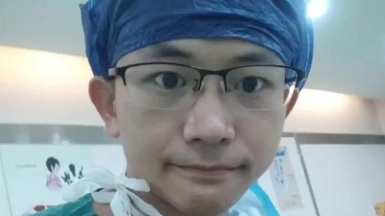 罗某宇坠楼事件引全网震动：一个医学生的悲剧背后，真相究竟是什么？