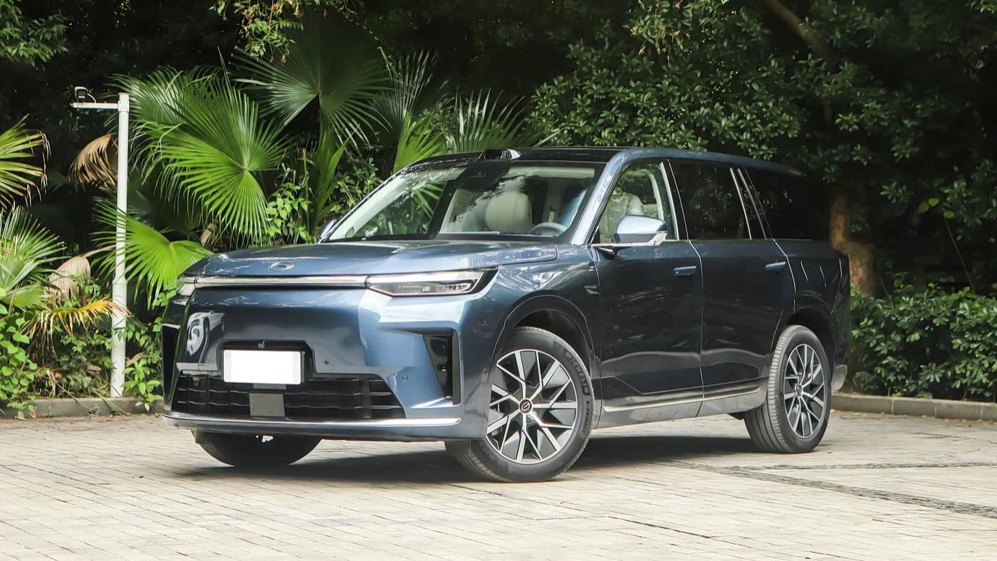 全新中大型智能电混SUV即将上市！方正硬朗外观，搭载双电机四驱