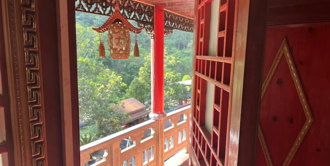 别样的体验！你住过这种结构的房屋吗？[吃瓜群众]