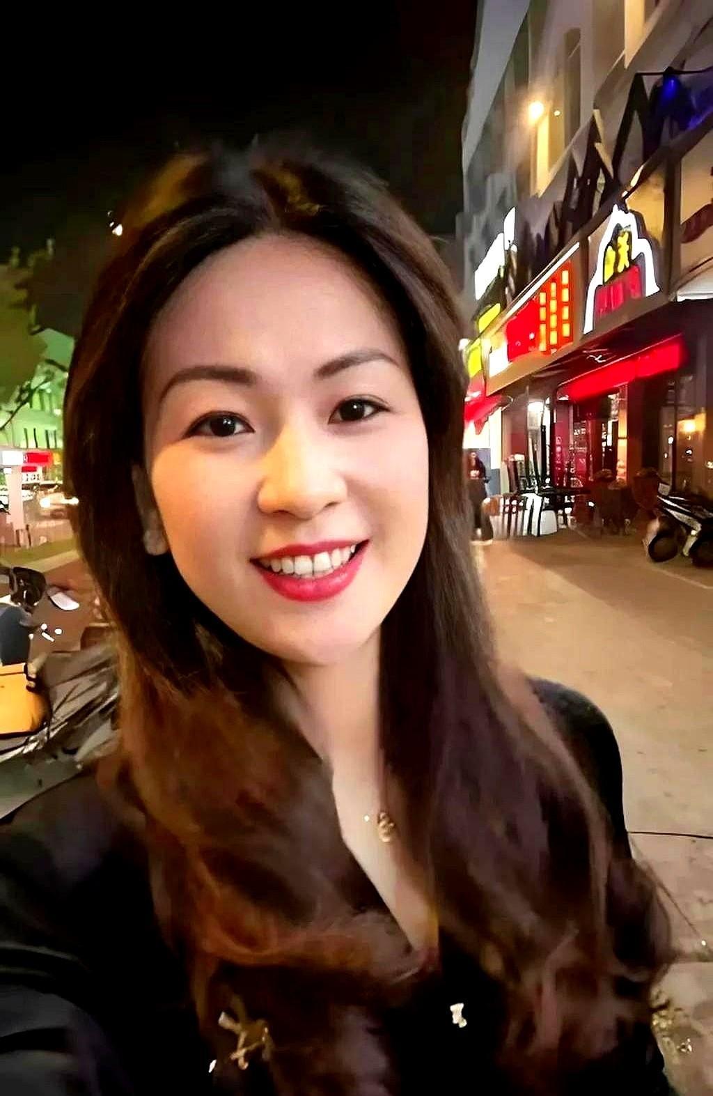 长沙，一个女生不想交房租，跟男房东混熟了，干脆住一块儿了。
现在处对象真得把账算