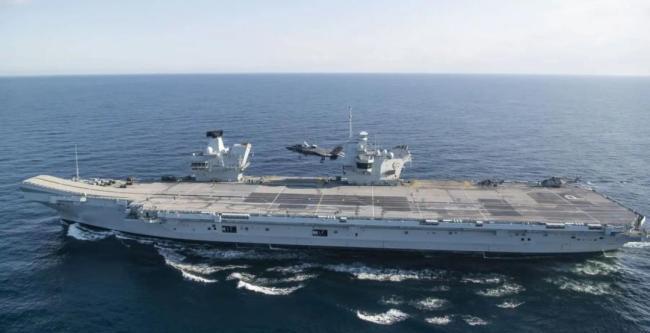 滞留印度超过10天，英国F-35B回不去航母了。原来大英帝国退出印度后就真的和印