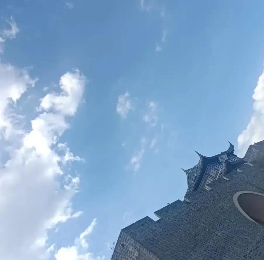 大唐四次玄武门之变:
李世民:武德九年6月4日，我第一次。
张柬之:神龙元年1月
