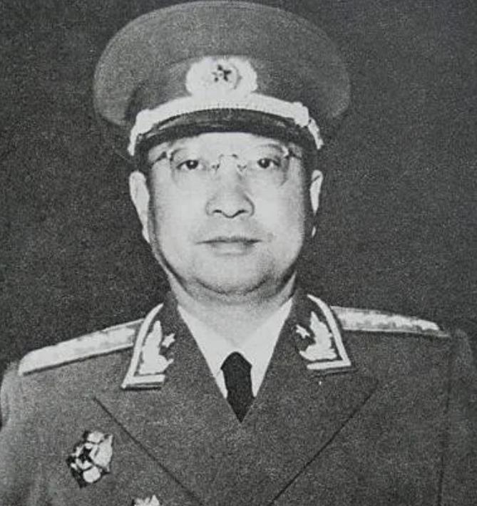 1961年，开国大将陈赓大将去世后，夫人傅涯为他守节49年没有再嫁，然而她临终前