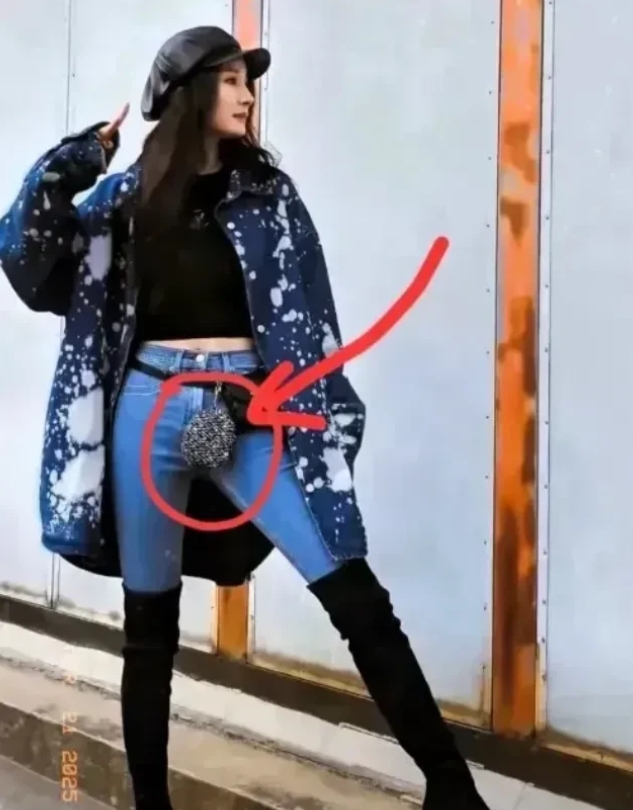 瞅了一眼杨幂的裤子，我整个人瞬间就懵圈儿了，直接无语凝噎啊