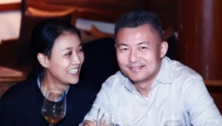 当年孟桐对那英说：“择日不如撞日，咱俩早点结婚吧？”那英想都没想就立刻点头，谁知