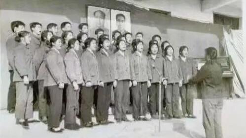 王齐洲：我为主席画像