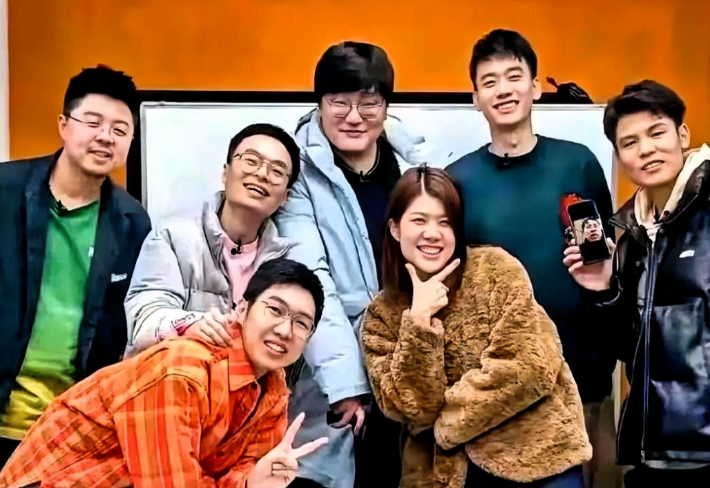 为什么人都走光了，呼兰和广智却死守笑果？李诞这一点太狠了

在笑果文化风波不断、