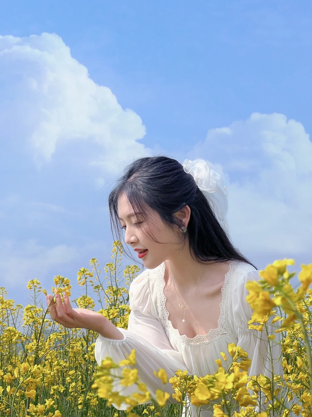 我约了一个人 在春暖花开的日子见面