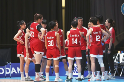 中国女篮在大运会上逆转日本队，晋级四强

中国女篮在大运会上如何逆转日本队，晋级