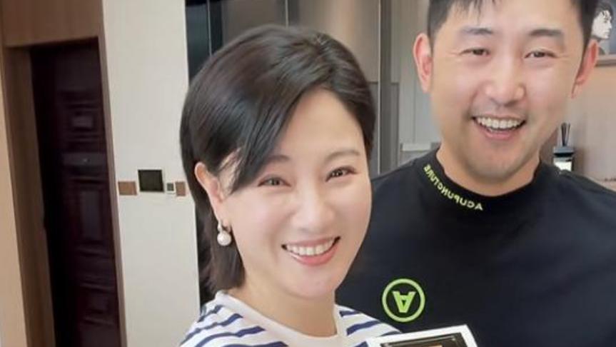 40岁女演员侯梦莎终于怀孕！晒孕肚照哭到失控，备孕4年太辛酸