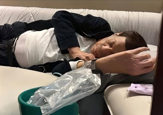 国际刑事法院被小马坑惨，致命破绽曝光，关押老杜是自毁根基。 