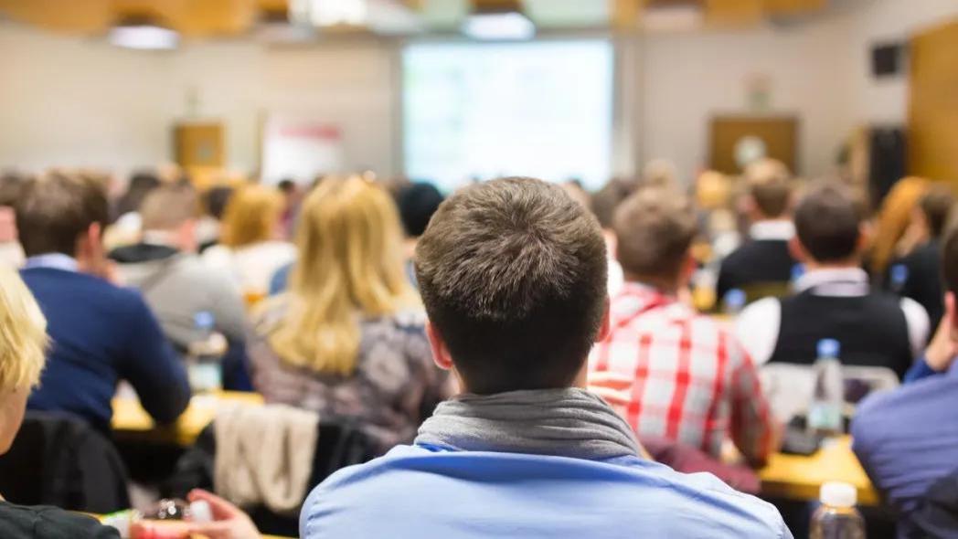 最新荷兰国际学生锐减！本科新生人数持续下滑，这意味着什么？