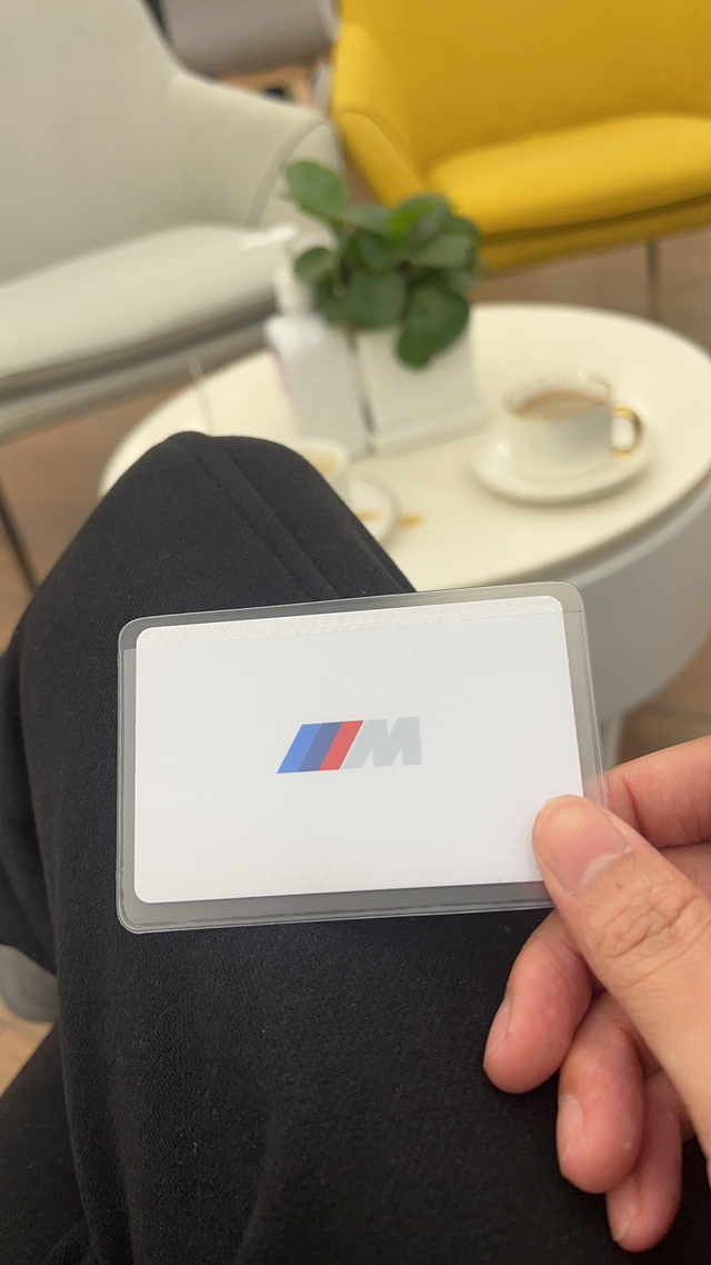 宝马3系钥匙
这个卡片钥匙，好用吗