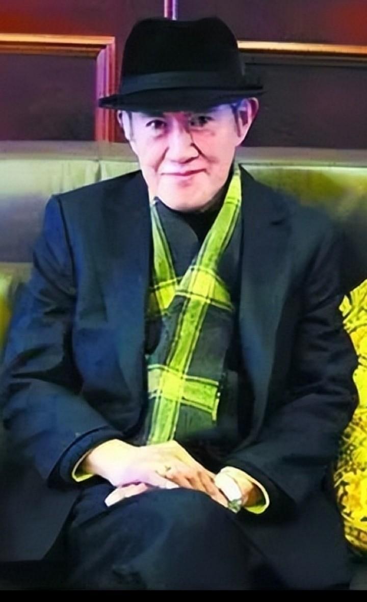 念木心：未被尘封的月光
世人说他是被湮灭的天才，是时代褶皱里遗落的星。可木心从未