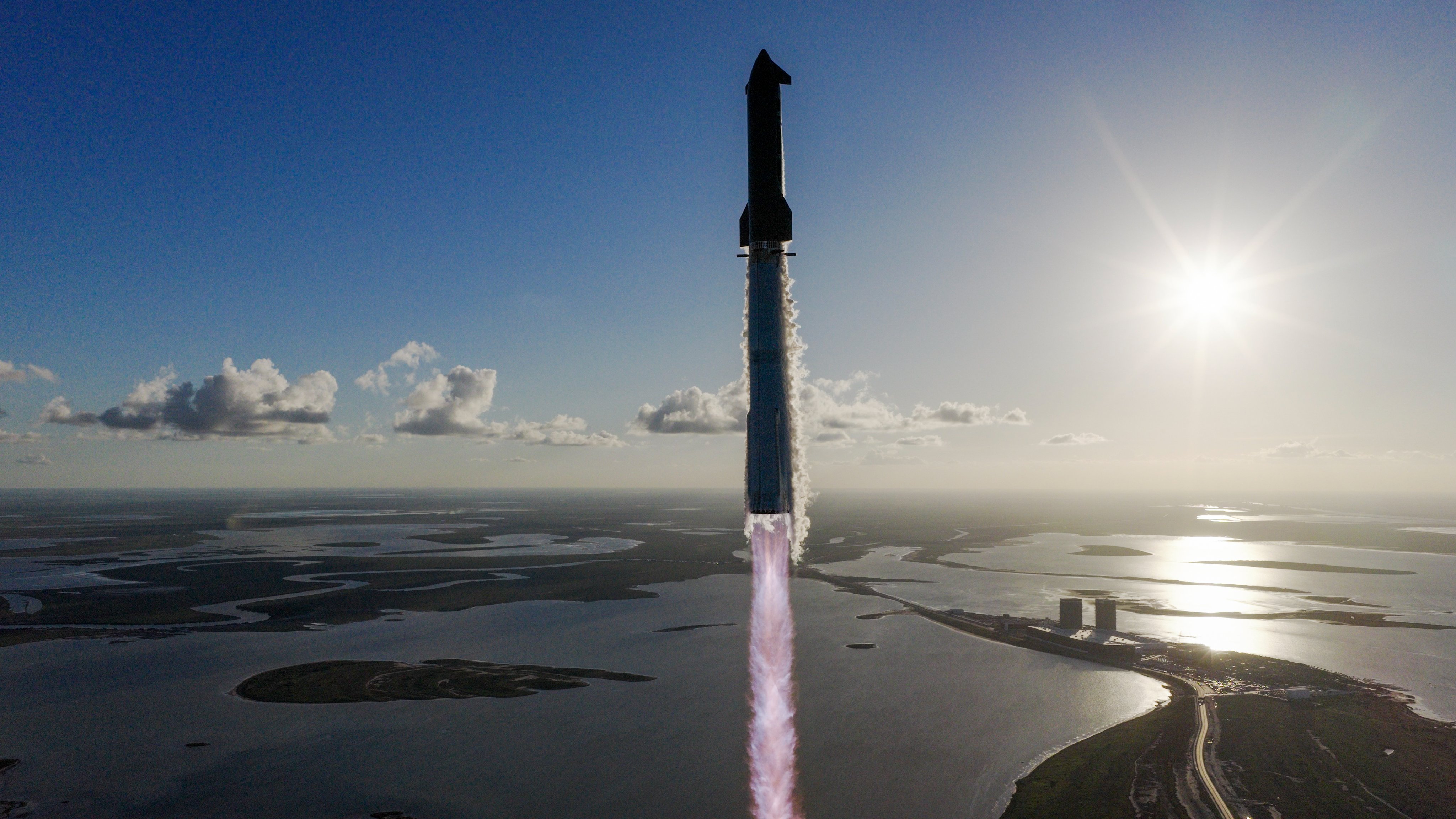 SpaceX：星舰11飞快报

10月13日星期一中部时间下午6点23分，星舰从