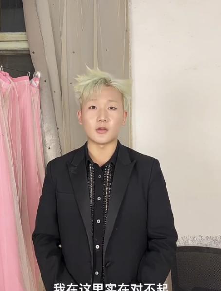 终于懂了，为什么这么多模仿男明星的网红只有“鹿晗”火了。
先有模仿黄子韬的黄子诚