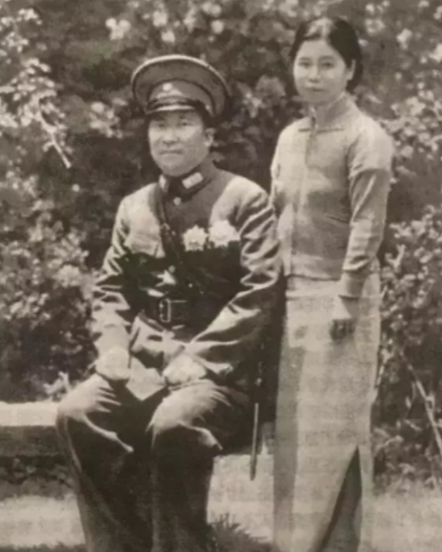 1947年，特务们将杨虎城的夫人谢葆真牢牢捆住，又用针头扎进她的大腿，谢葆真顿时