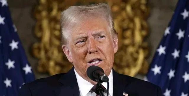 美国总统特朗普表示相信，俄罗斯将同意与乌克兰的30天停火。