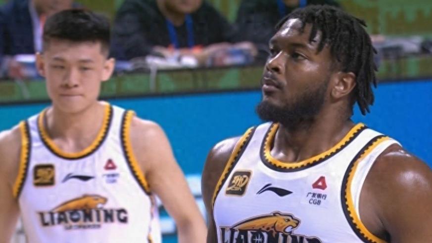 辽篮轻取天津夺首胜，杨鸣却弃用2人，奥利弗或将被裁掉