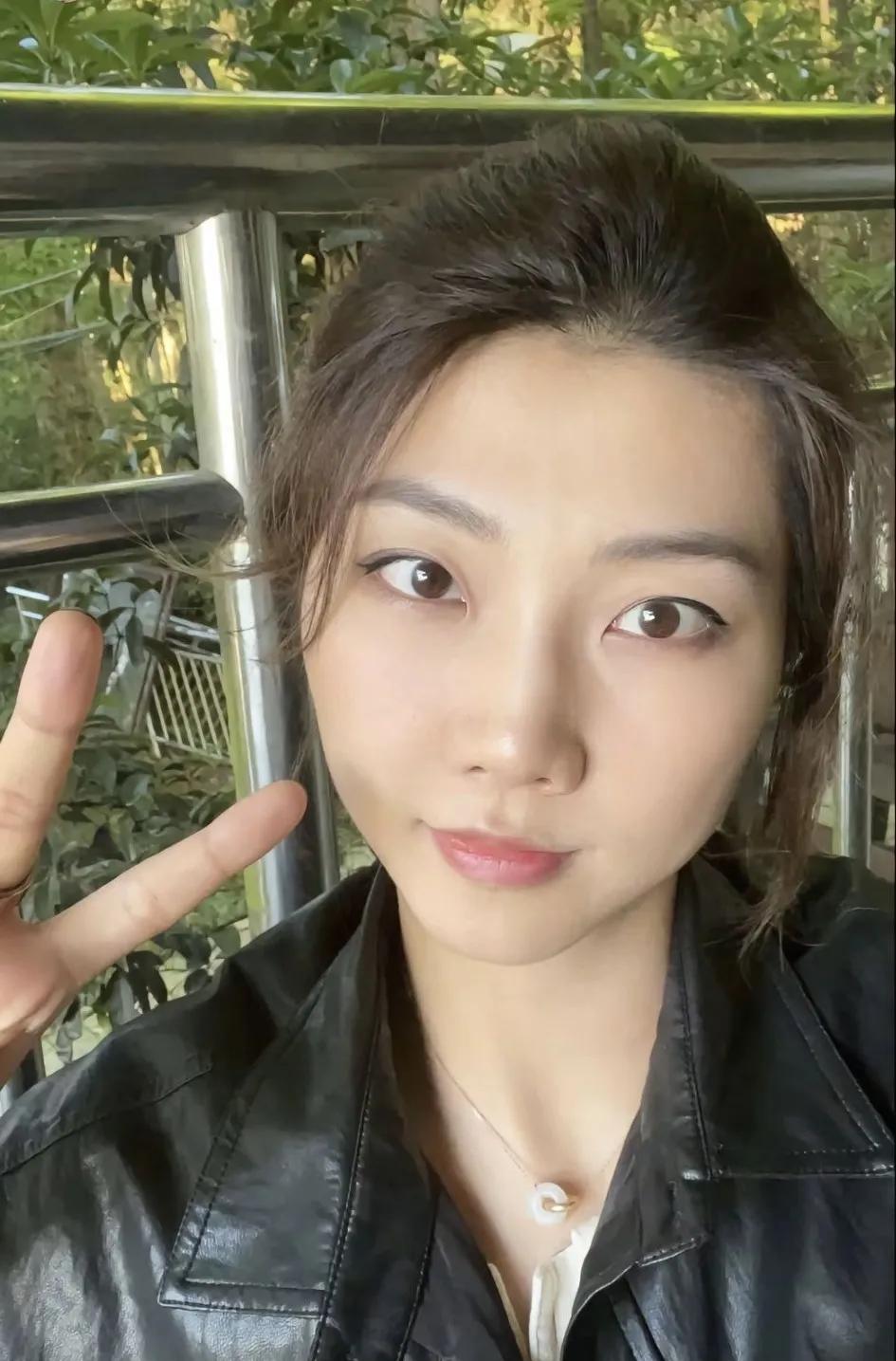 袁心玥刚从土耳其归来，短暂的重庆休整后，便被天津队紧急征召，为十一月全运会集训。