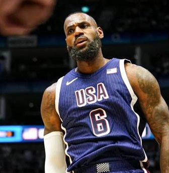 詹姆斯不满NBA增加天眼来提高判罚准确率。詹姆斯在参加纳什节目当中提到了自己在西