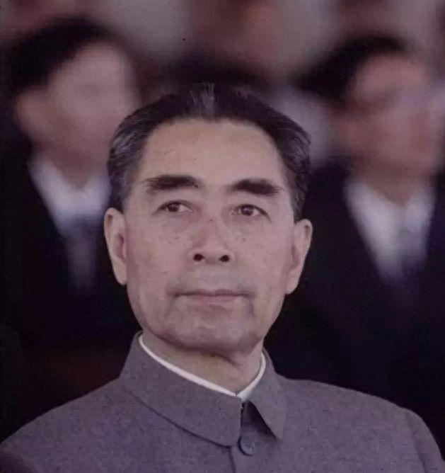 周总理唯一的“儿子”，隐瞒身份40多年，父子仅见一面。



1976年1月8日