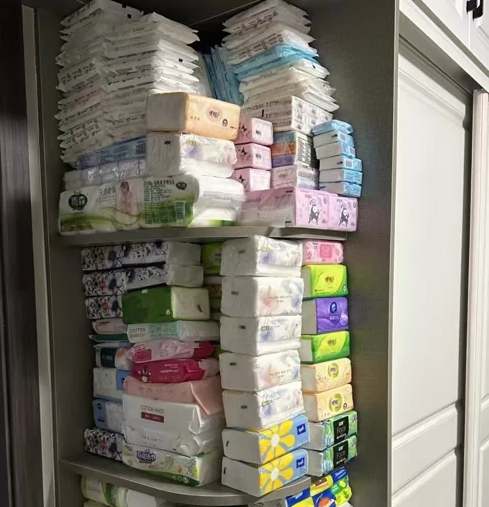 现在的钱不好赚了，
想当初月入四五万，
整整持续了好几年，
那时候的日子多
