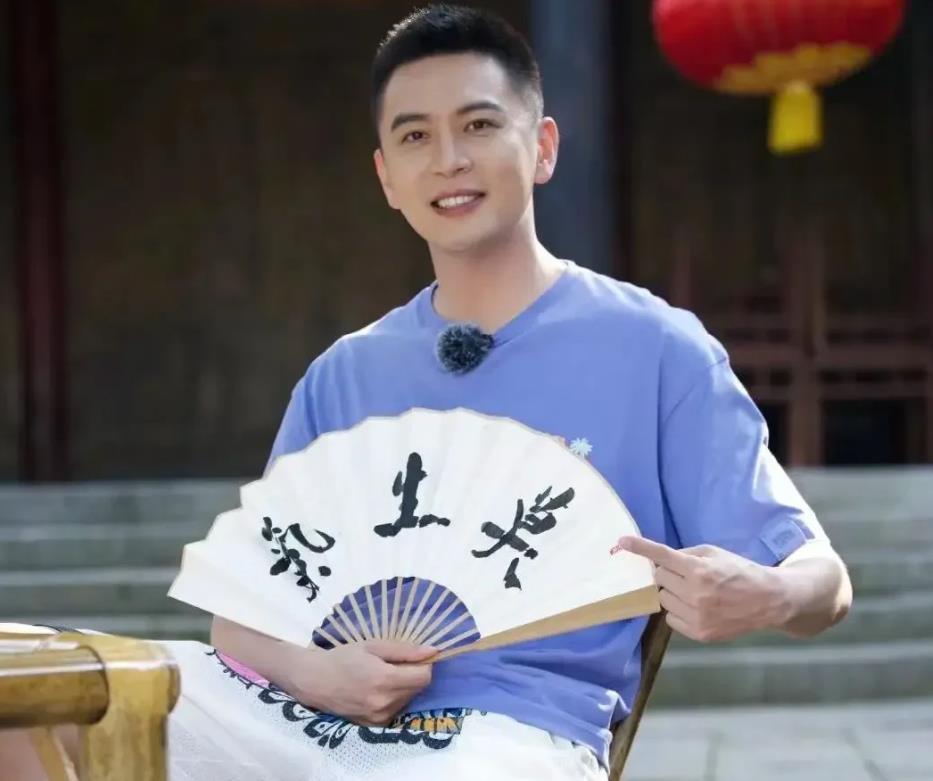 辽宁男篮客场输的太冤枉！上半场精神头很好，架不住教练瞎指挥。李晓旭油箱已经灯枯油