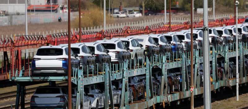 欧盟、日本、韩国、加拿大、墨西哥等国估计又要跳脚了，特朗普宣布的对进口汽车加征2