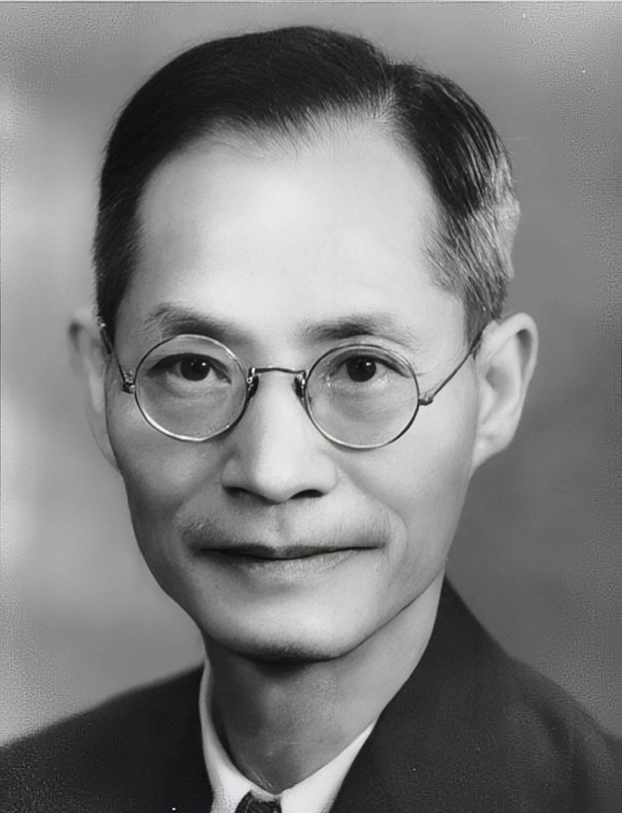 1961年，75岁的原北大校长蒋梦麟对年过半百的徐贤乐一见钟情。宋美龄让陈诚去传