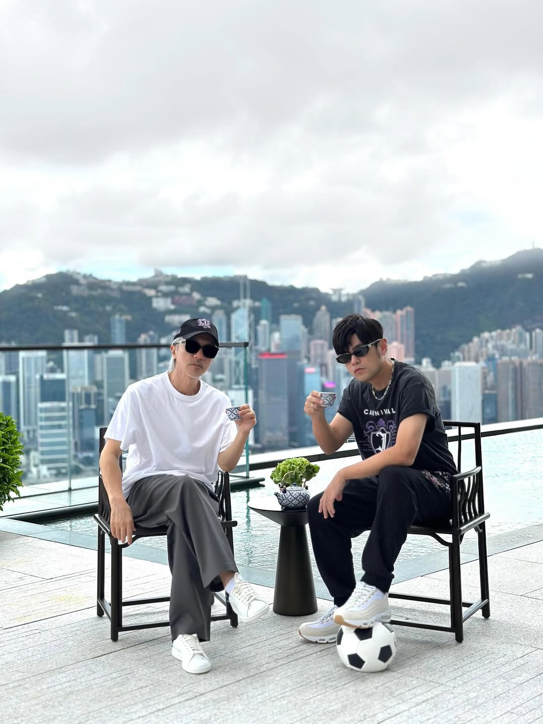 最喜欢的歌手周杰伦和最喜欢的演员周星驰