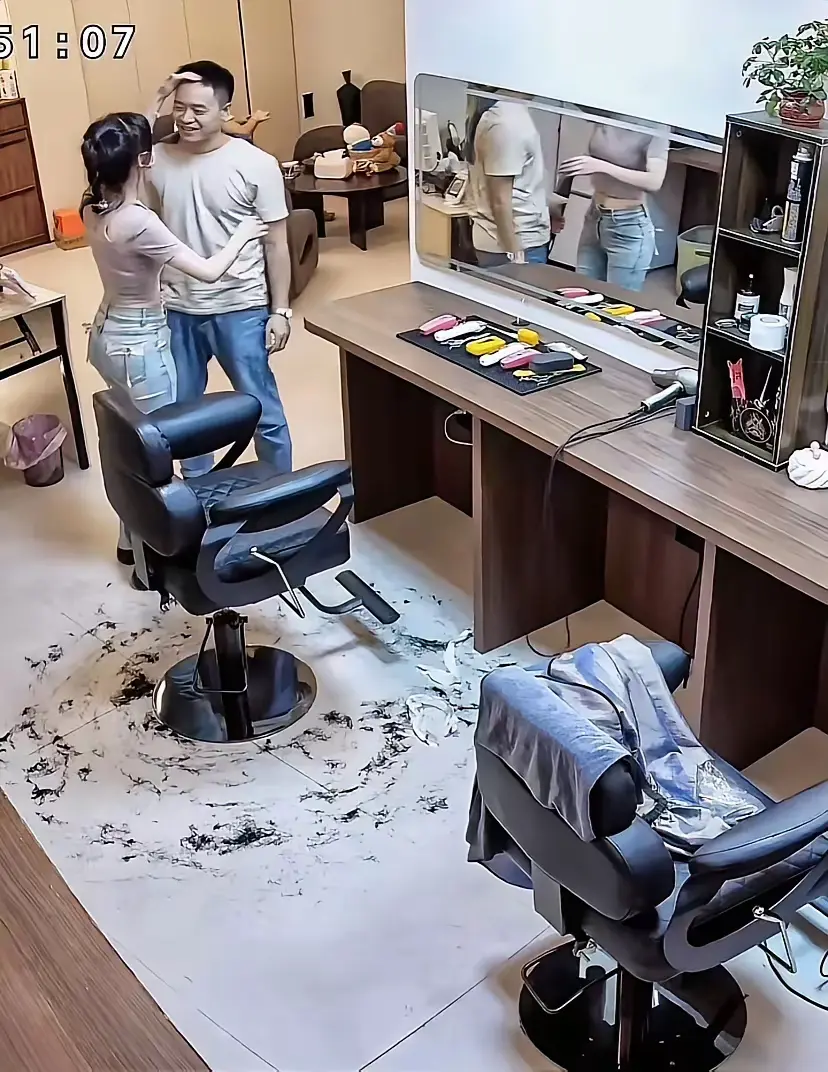 就这两下子，得栓这个男的几年不换地方
