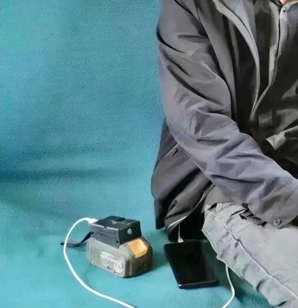 这是什么充电器？
第一次见
充电安全嘛