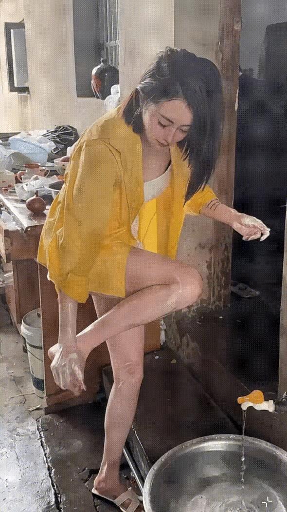 相亲对象，请问她这眼神是有希望吗？
