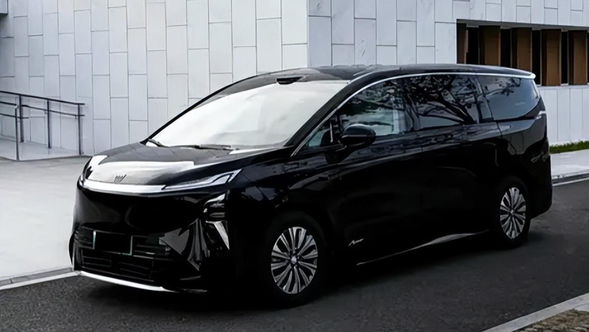 别克新MPV咋选？车长5米26，三种动力，纯电续航632km，首选插混