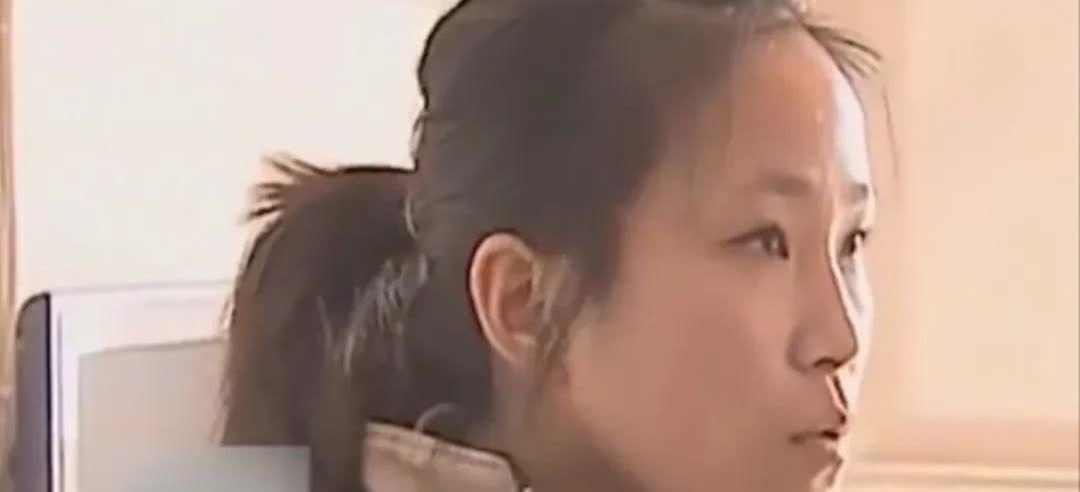 结婚三年，夫妻生活不超过十次！
妻子实在受不了，寻求媒体帮忙。

女子向媒
