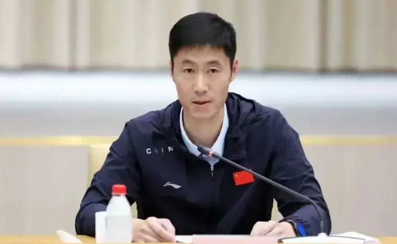 参加全国两会的7位奥运冠军

1，刘国梁—职业生涯获得2枚奥运金牌
2，王励勤—