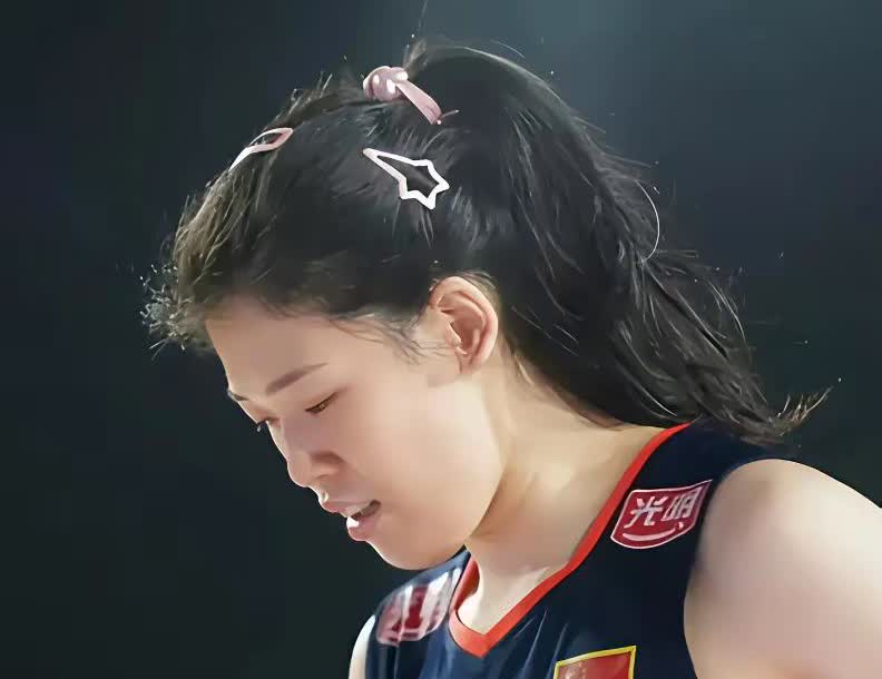 说个不同意见：女排可以没朱婷，但不能没李盈莹！

本届女排小组赛，第二场李盈