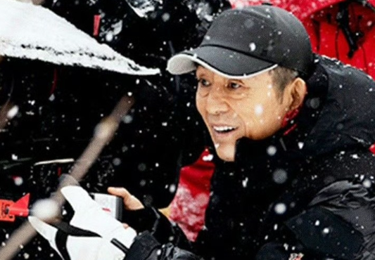 从艺谋工作室喊话力推片尾曲MV
这部由国家安全部指导创作的当代国安题材电影，从幕