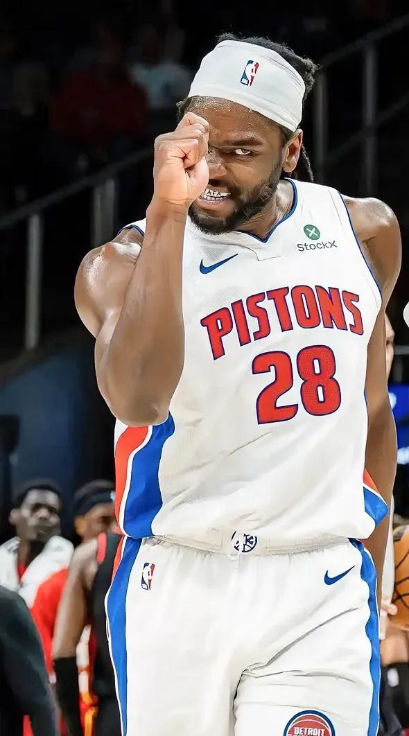 他是NBA现役第一恶人，即使是詹姆斯，也敢去冲撞！
他在2020年首轮16顺位被