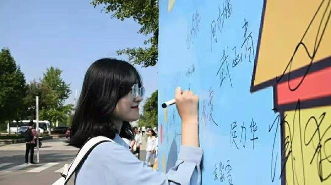 湖北害人不浅的6所大学，毕业证如同废纸，学生根本无法就业！