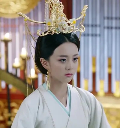 公元581年，隋文帝杨坚篡夺了北周小皇帝宇文阐的皇位。可当他的女儿听到这个消息后